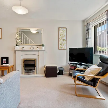 46 Fewster Way Cosy Townhouse In With Parking Fossdyke - Pass The Keys Casa vacanze *