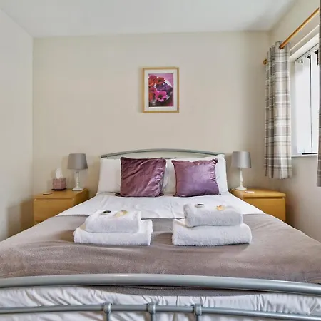 Feriehus 46 Fewster Way Cosy Townhouse In With Parking Fossdyke - Pass The Keys *